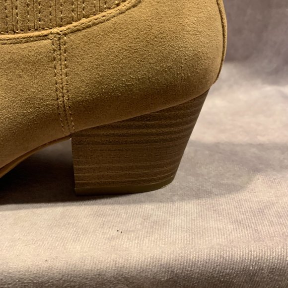 Universal Thread Solita Faux Suede Cowboy Booties - Picture 7 of 12